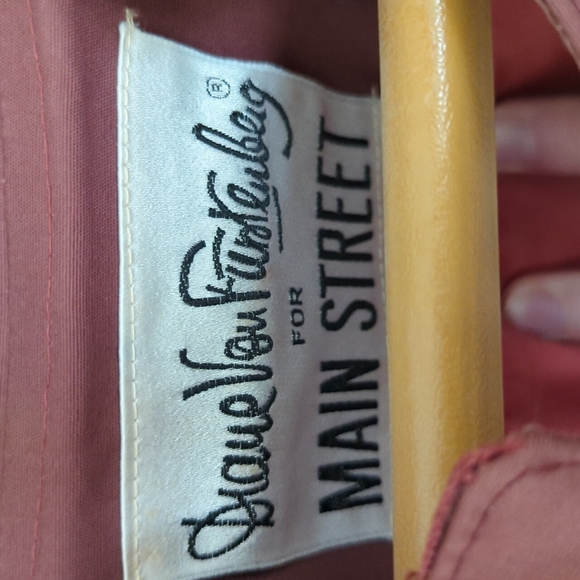 Vintage Diane Von Furstenberg Trench - Picture 3 of 14